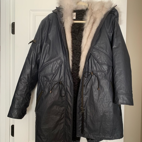 Sam. Coat - Picture 4 of 7